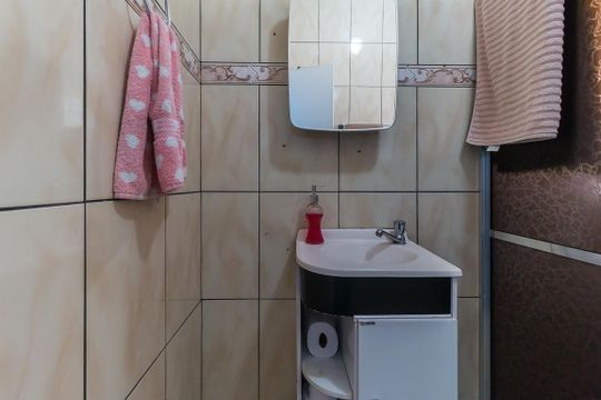 Banheiro de casa para alugar com 2 quartos, 90m² em Jundiapeba, Mogi das Cruzes