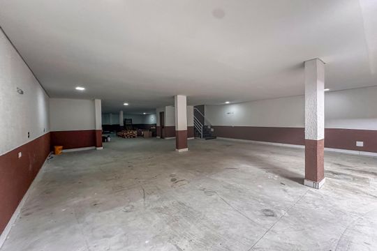 Garagem de apartamento à venda com 2 quartos, 86m² em Vila Linda, Santo André