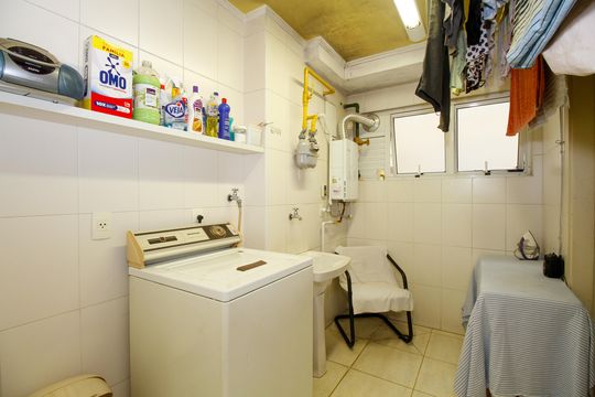 Área de Serviço de apartamento à venda com 4 quartos, 220m² em Alto de Pinheiros, São Paulo