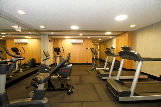 Área Comum - Academia de apartamento à venda com 4 quartos, 220m² em Alto de Pinheiros, São Paulo