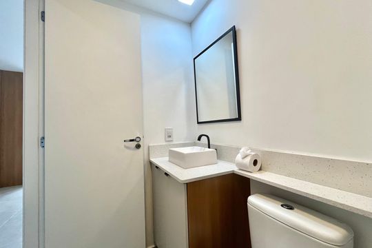 Banheiro de kitnet/studio para alugar com 1 quarto, 26m² em Vila da Saúde, São Paulo