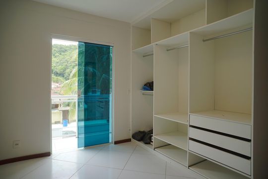 Quarto 2 de casa à venda com 4 quartos, 247m² em Engenho do Mato, Niterói