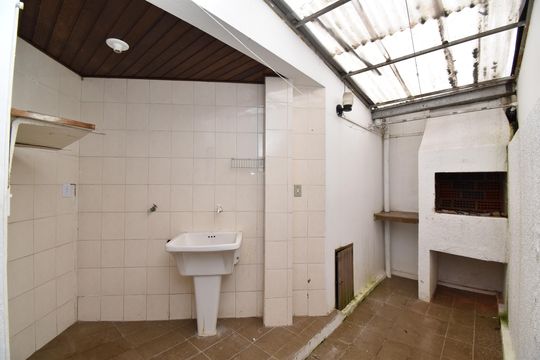 Área de Serviço com Churrasqueira de casa para alugar com 3 quartos, 130m² em Boa Vista, Curitiba
