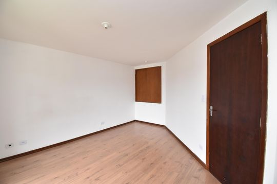 Suíte  de casa para alugar com 3 quartos, 130m² em Boa Vista, Curitiba