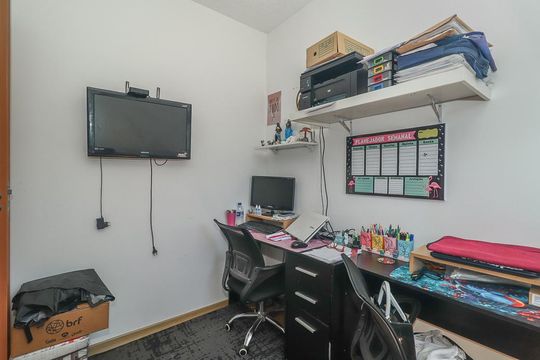 Quarto 2 de apartamento à venda com 2 quartos, 47m² em Morro Santana, Porto Alegre