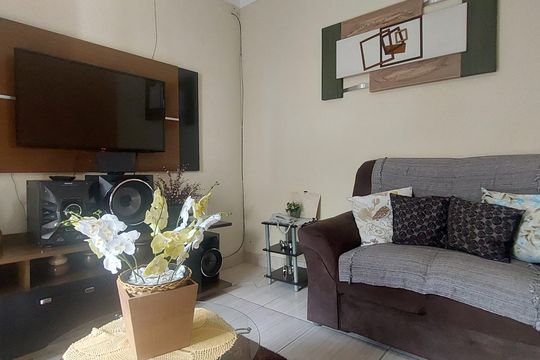 Casa à venda com 3 quartos, 200m² em Bom Jesus, Contagem