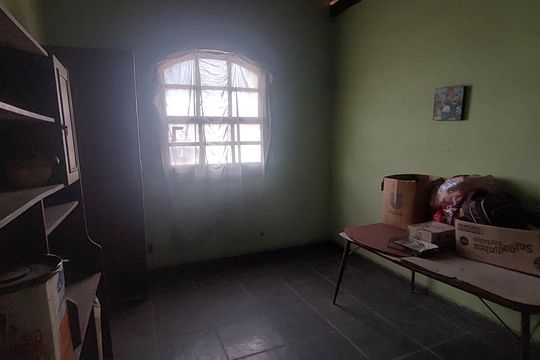 Casa à venda com 3 quartos, 200m² em Bom Jesus, Contagem