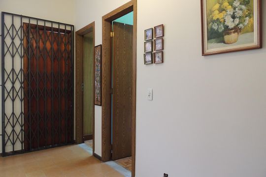 Hall social de casa à venda com 3 quartos, 200m² em Tanque, Rio de Janeiro