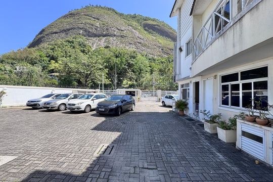 Área comum de casa de condomínio à venda com 4 quartos, 116m² em Vargem Pequena, Rio de Janeiro