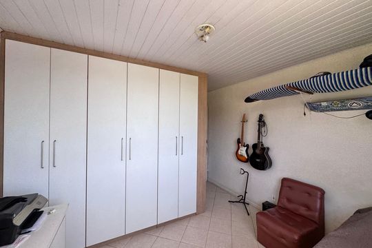 Suíte 3 de casa de condomínio à venda com 4 quartos, 116m² em Vargem Pequena, Rio de Janeiro