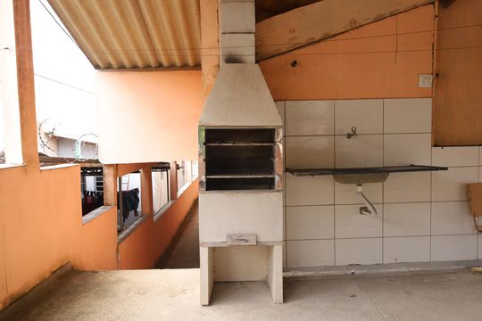 Área comum - Churrasqueira de casa para alugar com 2 quartos, 60m² em Vila Carmosina, São Paulo