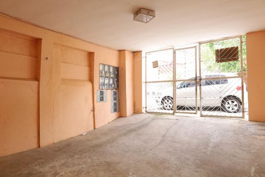Área comum - Garagem de casa para alugar com 2 quartos, 60m² em Vila Carmosina, São Paulo