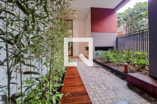 Área comum de kitnet/studio para alugar com 1 quarto, 25m² em Liberdade, São Paulo