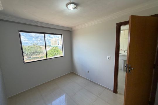 Quarto 2 de apartamento para alugar com 2 quartos, 67m² em Taguatinga, Brasília