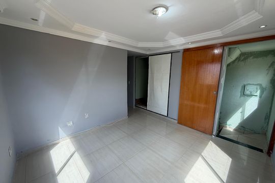 Sala  de apartamento para alugar com 2 quartos, 67m² em Taguatinga, Brasília