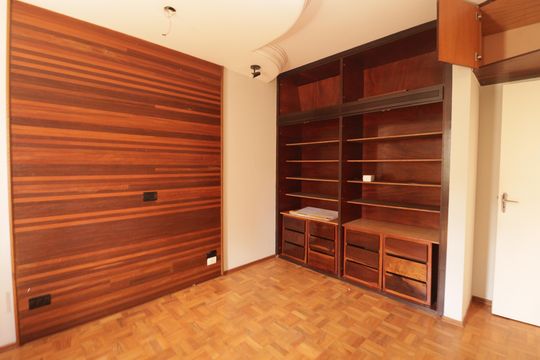 Quarto de apartamento à venda com 2 quartos, 130m² em Vila Pirapora, Jundiaí