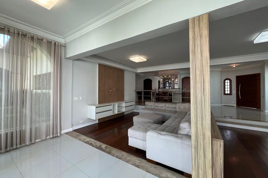 Sala de casa de condomínio para alugar com 5 quartos, 915m² em Jardim Sao Paulo Ii, Cotia