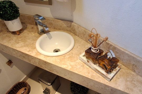Lavabo  de casa à venda com 3 quartos, 200m² em Cerâmica, São Caetano do Sul