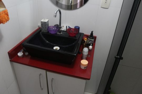 Banheiro de apartamento para alugar com 2 quartos, 61m² em Nova Gerti, São Caetano do Sul