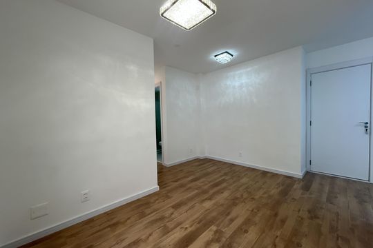 Sala de apartamento para alugar com 2 quartos, 67m² em Vila Primavera, São Paulo