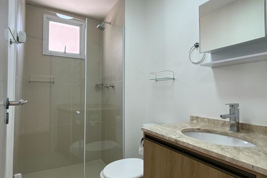 Banheiro da Suíte de apartamento para alugar com 2 quartos, 67m² em Vila Primavera, São Paulo