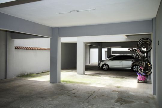 Garagem de apartamento à venda com 2 quartos, 80m² em Penha Circular, Rio de Janeiro