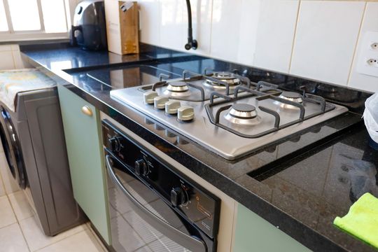 Cozinha de apartamento à venda com 2 quartos, 53m² em Cidade das Flores, Osasco