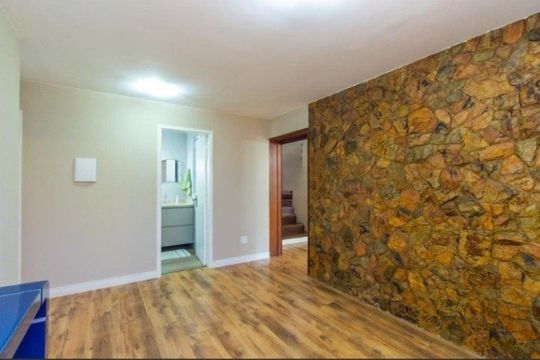 Suíte 3 de casa para alugar com 3 quartos, 380m² em Guarujá, Porto Alegre