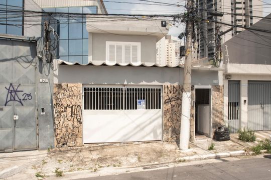 Fachada de casa à venda com 2 quartos, 180m² em Bosque da Saúde, São Paulo