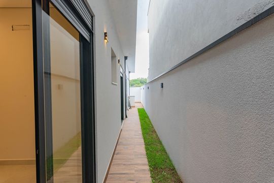 Vista da Suíte 3 de casa de condomínio à venda com 3 quartos, 300m² em Jardim America Ii, Campinas