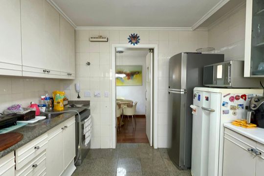 Cozinha de apartamento à venda com 4 quartos, 333m² em Jardim Paulista, São Paulo