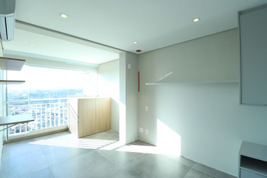 Suíte de apartamento para alugar com 2 quartos, 90m² em Vila Anastácio, São Paulo