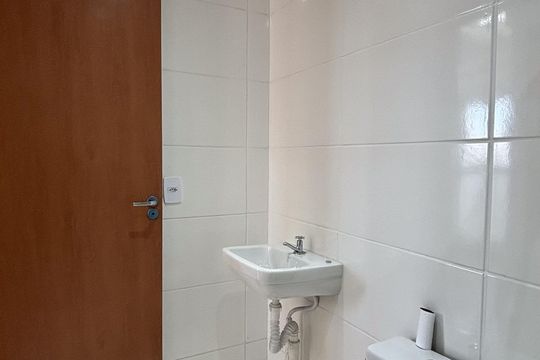 Banheiro de apartamento para alugar com 2 quartos, 46m² em Jardim California, Jacareí