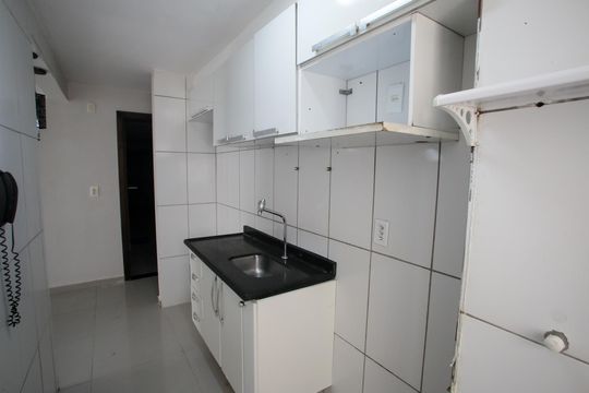Cozinha de apartamento para alugar com 2 quartos, 52m² em Taquara, Rio de Janeiro