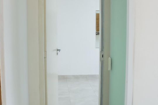 Corredor de apartamento para alugar com 2 quartos, 48m² em Irajá, Rio de Janeiro
