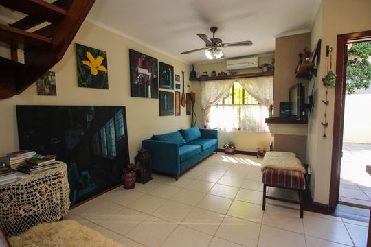 Casa de Condomínio à venda com 4 quartos, 177m² em Ipanema, Porto Alegre