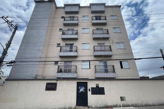 Fachada de apartamento à venda com 2 quartos, 35m² em Itaquera, São Paulo
