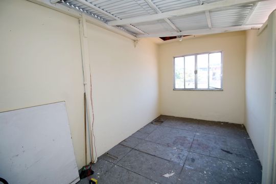 Terraço de casa à venda com 3 quartos, 300m² em Irajá, Rio de Janeiro