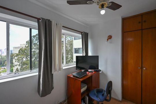 Quarto 2 de apartamento à venda com 3 quartos, 74m² em Vila Andrade, São Paulo
