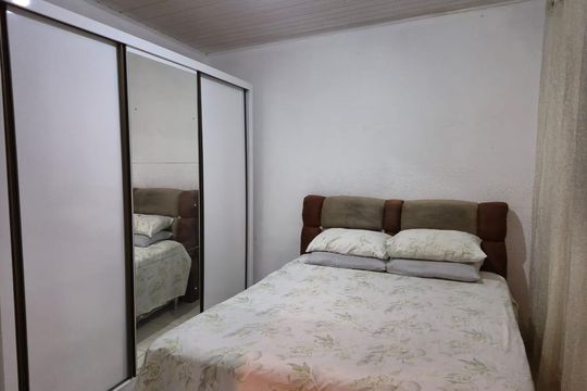 Casa à venda com 2 quartos, 290m² em Jardim Três Marias, São Paulo