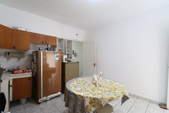 Cozinha de casa à venda com 3 quartos, 130m² em Vila Anglo Brasileira, São Paulo