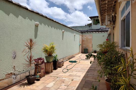 Quintal de casa de condomínio para alugar com 3 quartos, 198m² em Tanque, Rio de Janeiro