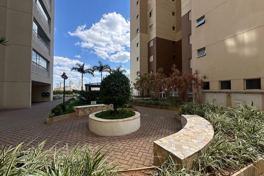 Área comum de apartamento à venda com 3 quartos, 90m² em Jardim Tupanci, Barueri