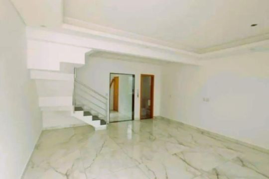 Sala de casa para alugar com 3 quartos, 105m² em Sinimbu, Belo Horizonte
