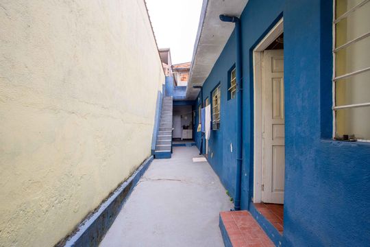 Quintal de casa à venda com 3 quartos, 60m² em Campanário, Diadema