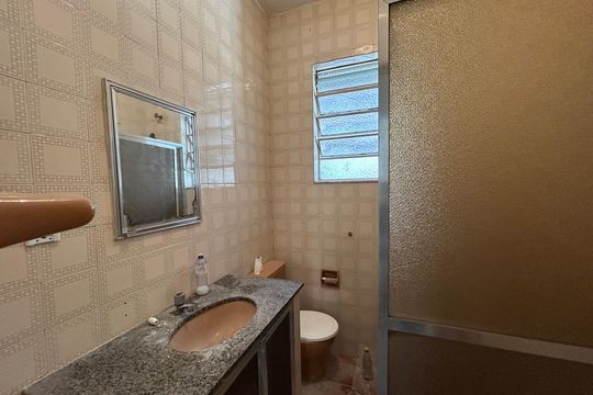 Banheiro casa 1 de casa à venda com 2 quartos, 46m² em Lins de Vasconcelos, Rio de Janeiro