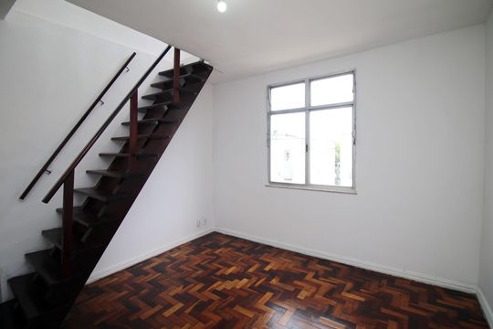 Apartamento à venda com 2 quartos, 96m² em Olaria, Rio de Janeiro