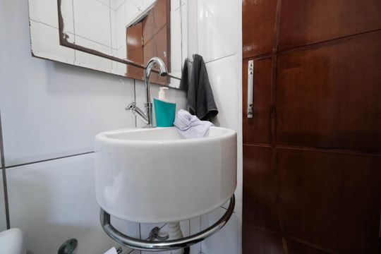 Banheiro 1 de casa à venda com 2 quartos, 244m² em Vila Marieta, São Paulo