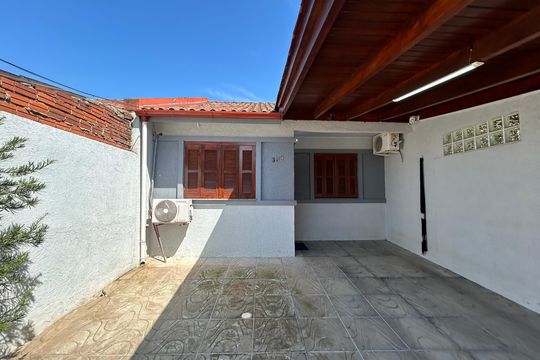 Casa à venda com 2 quartos, 59m² em Arroio da Manteiga, São Leopoldo