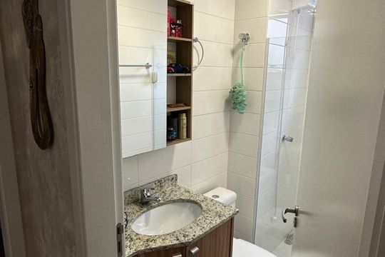 Banheiro de apartamento à venda com 3 quartos, 91m² em Vila Santa Teresa, Santo André